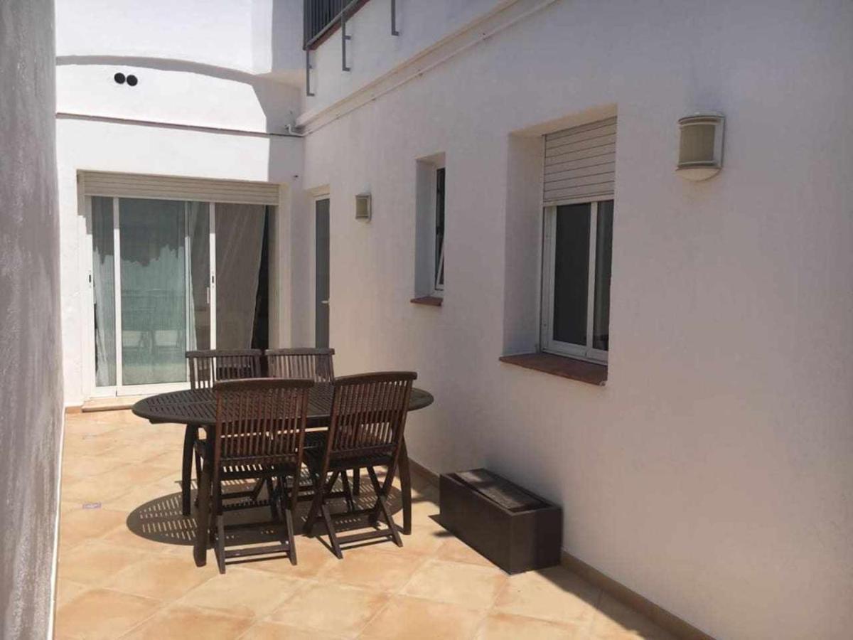 Nice And Quiet Flat In Premia De Mar Hutb エクステリア 写真